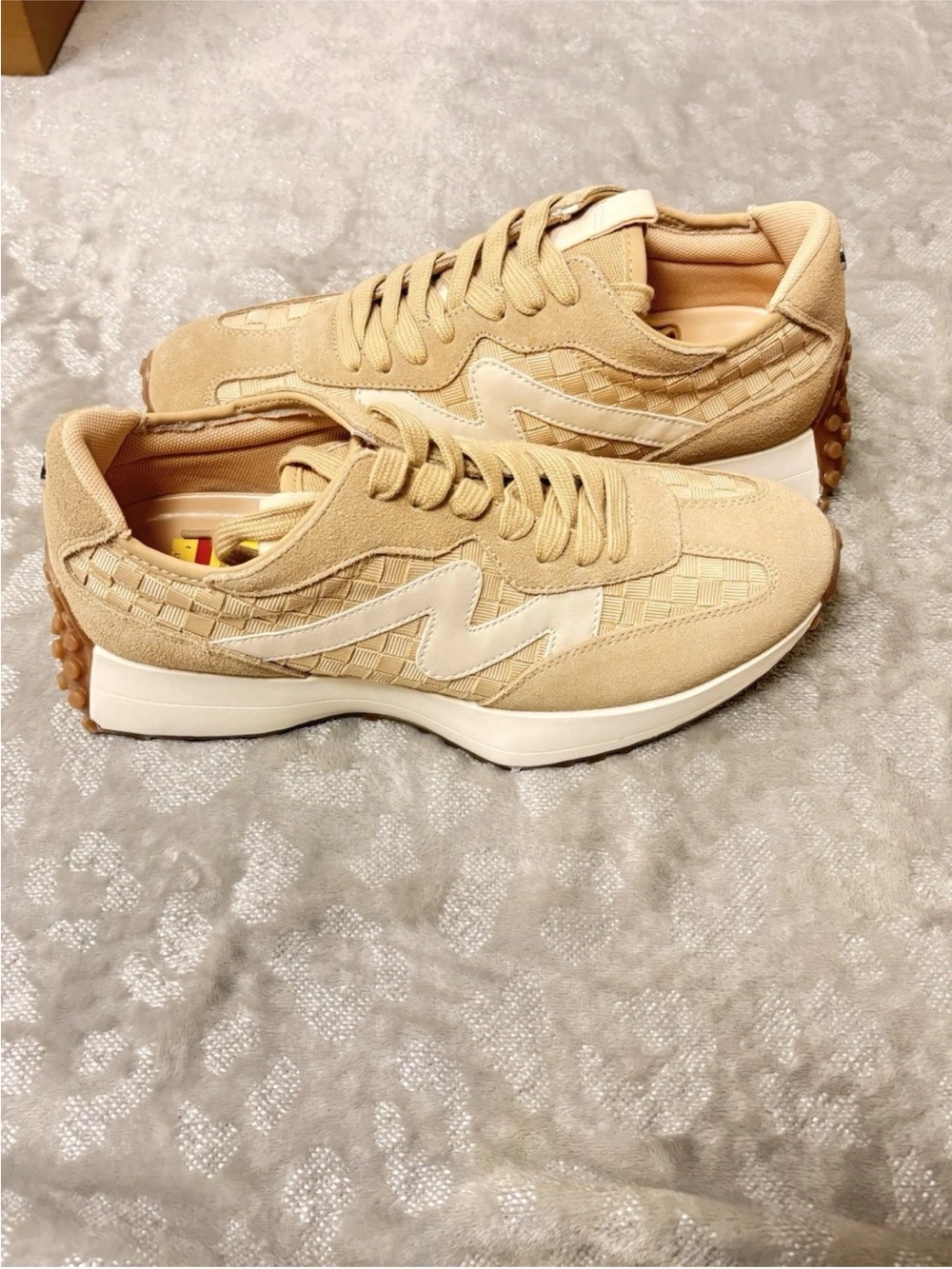 Steve Madden Campo Tan Multi Women’s Sz 10M Platform Sneaker - Picture 5 of 9